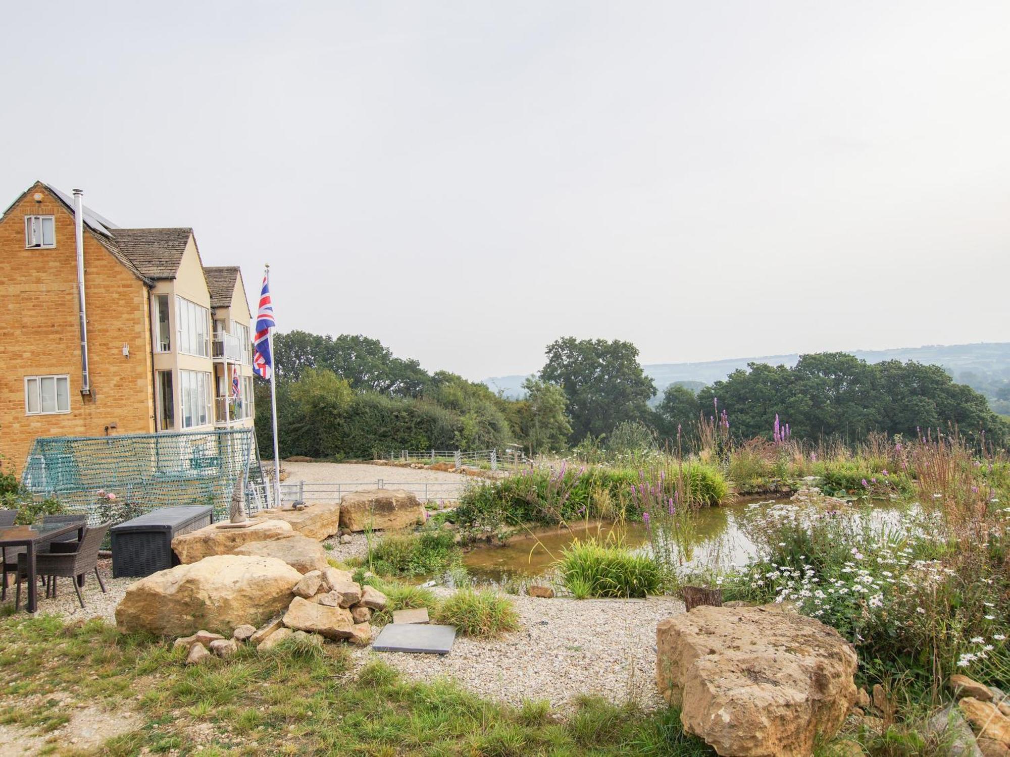 Apartamento Beautiful Cotswold View Bourton-on-the-Water Exterior foto